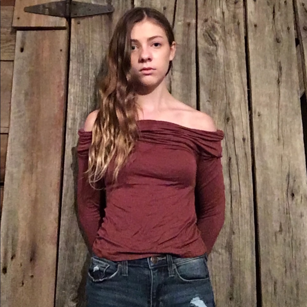 Cold shoulder top